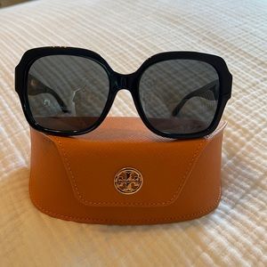Tory Burch black square sunglasses